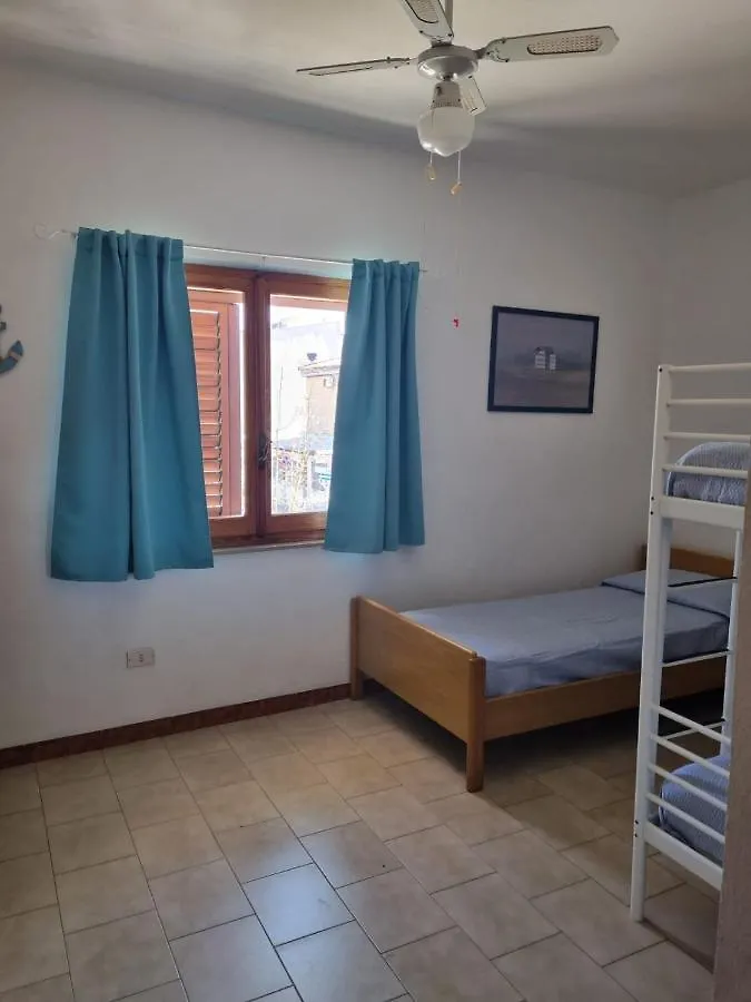 Al Centro Del Paese Villa Santa Teresa Gallura